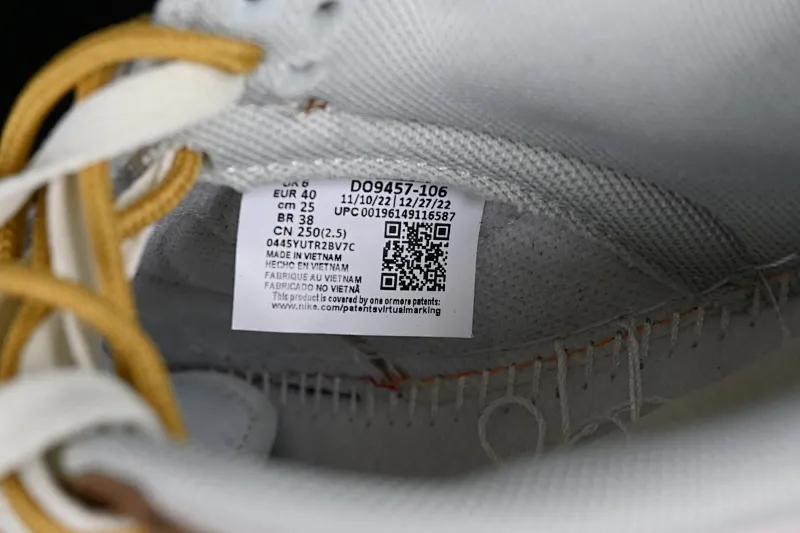 All Categories Nk SB Dunk Series Nk SB Dunk Low Low-top sneakers Cost-effective version Nk SB Dunk Low "85" double hook SB low-top sports and leisure sneakers DO9457-106